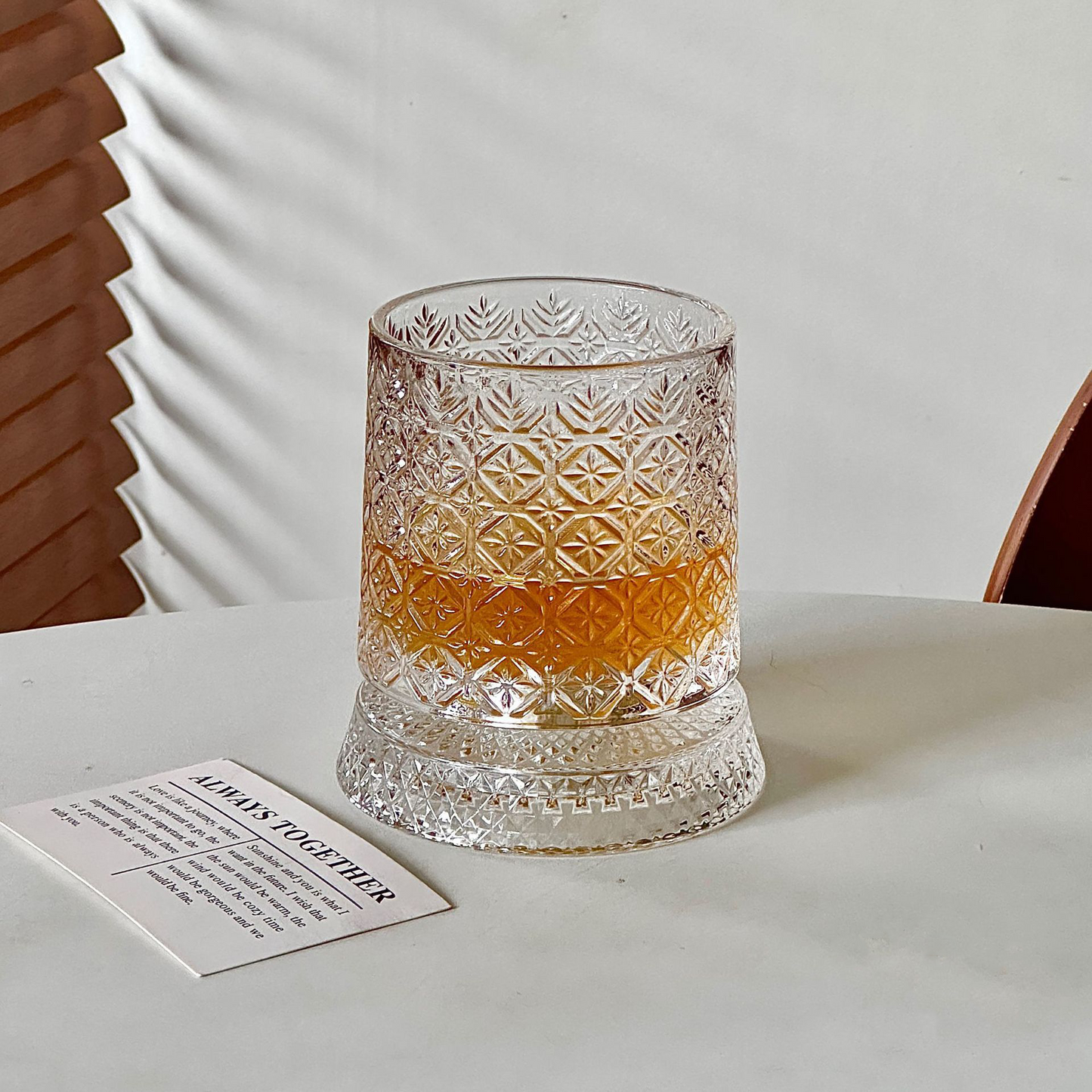 🔥 2026 Trend: The Kinetic Spin Whiskey Glass – Luxury One-Handed Relaxation for True Connoisseurs 🥃✨